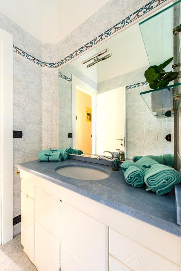 Hostly - The Urban Garden House - 3 Bedrooms, Garden, Great Location! Pisa Exterior photo